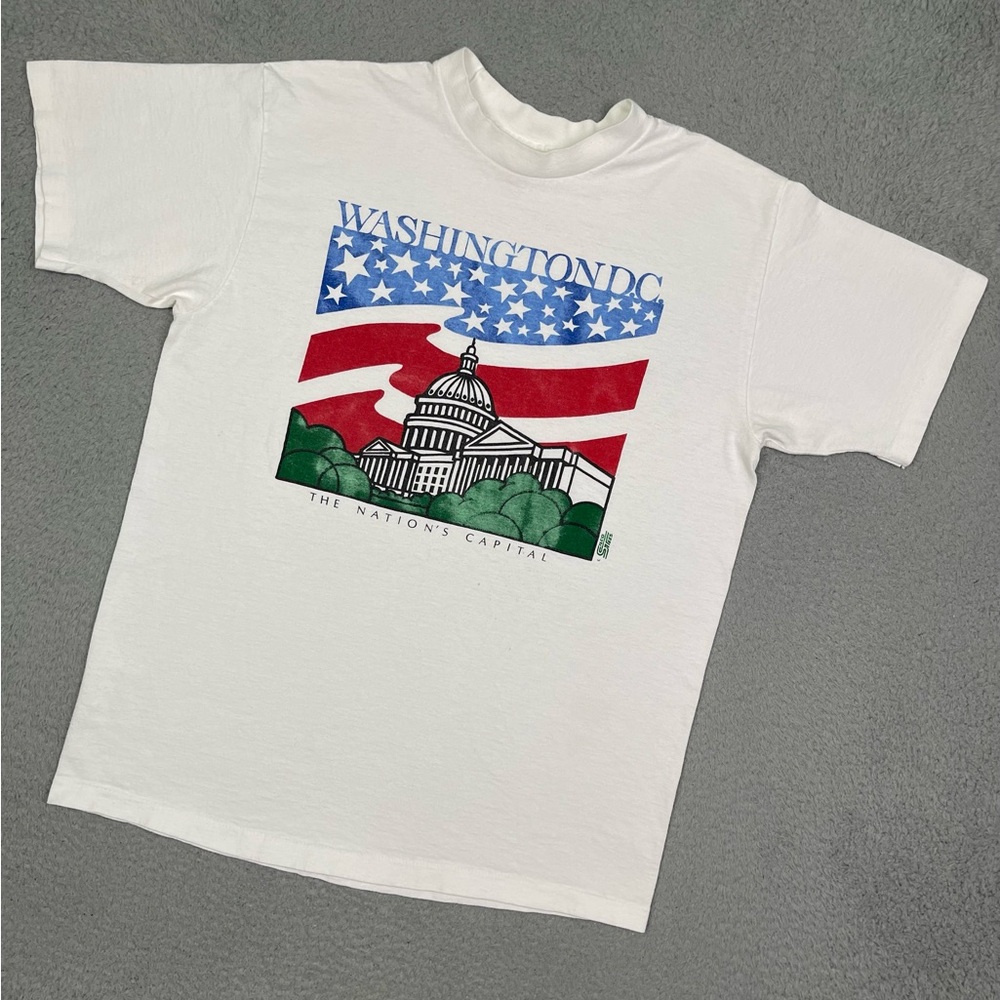 Vintage 90s Washingtonโ DC T-shirt